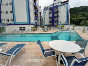 Apartamento alto padrão com piscina aquecida